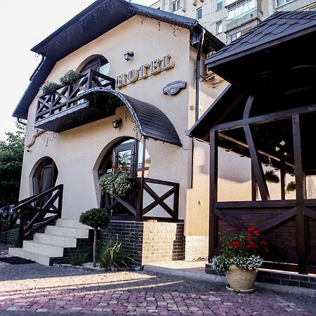Hotel Marsen ヴィーンヌィツャ エクステリア 写真