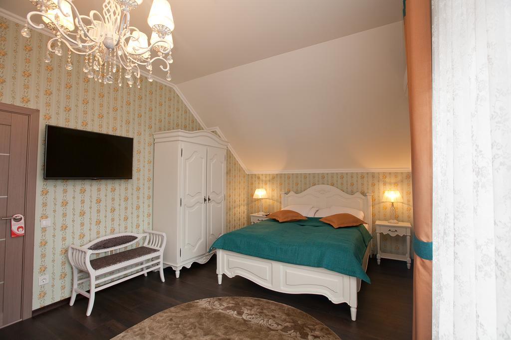 Hotel Marsen ヴィーンヌィツャ エクステリア 写真